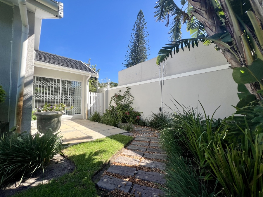 4 Bedroom Property for Sale in Table View Western Cape